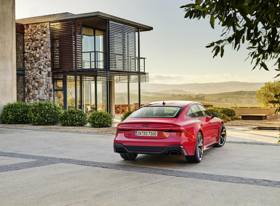  Audi RS7 Sportback 2019 года  (WW) (фото 46 из 80)
